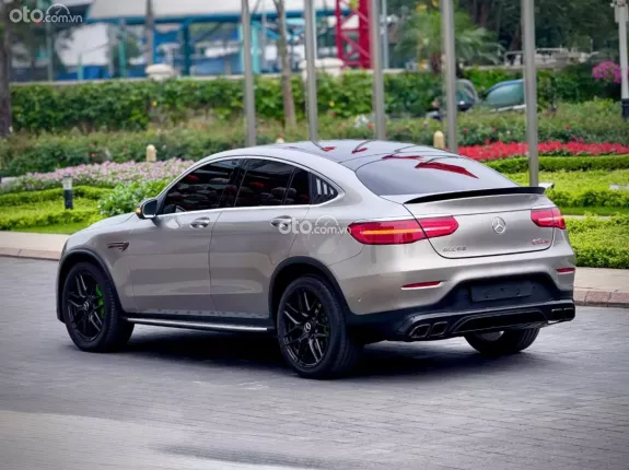 Mercedes-Benz GLC 300 4Matic Coupe 2019 - Xe sang trọng với thiết kế nổi bật