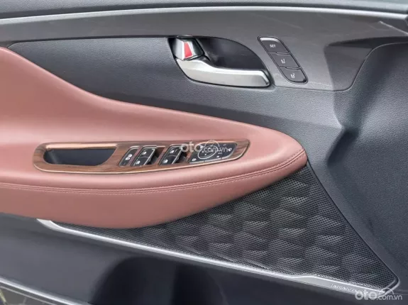 Hyundai Santa Fe 2.2 Dầu Cao cấp 2022 - Còn mới, giá tốt nhất thị trường
