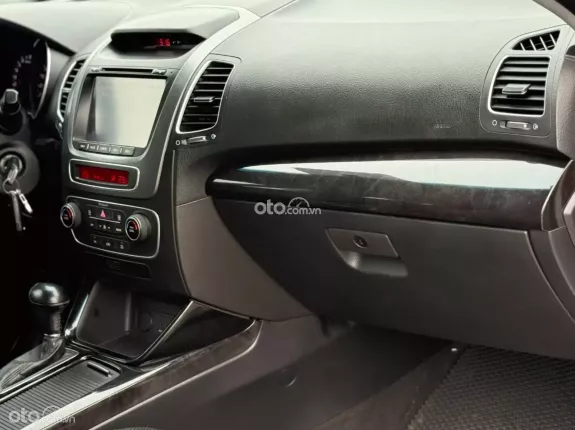 Kia Sorento 2WD 2.4 GAT 2015 - Cực chất