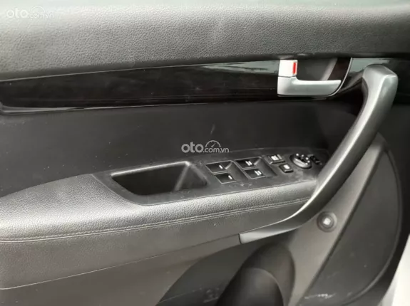 Kia Sorento 2WD 2.4 GAT 2015 - Cực chất