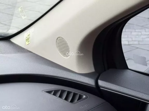 Kia Carnival 2.2D Signature 2023 - Xe lướt chất lượng như mới, giá tốt