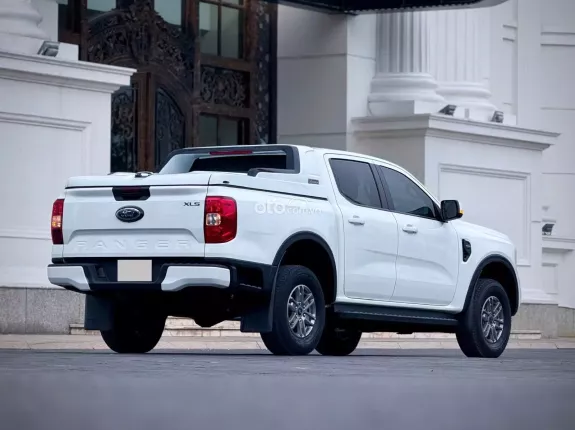Ford Ranger XLS 2.0L 4x2 AT 2023 - Siêu chất