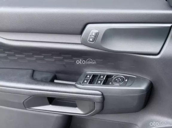 Ford Ranger XLS 2.0L 4x2 AT 2023 - Siêu chất