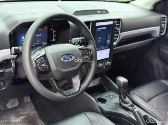 Ford Ranger XLS 2.0L 4x2 AT 2023 - Siêu chất