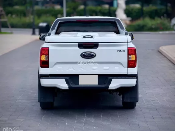 Ford Ranger XLS 2.0L 4x2 AT 2023 - Siêu chất