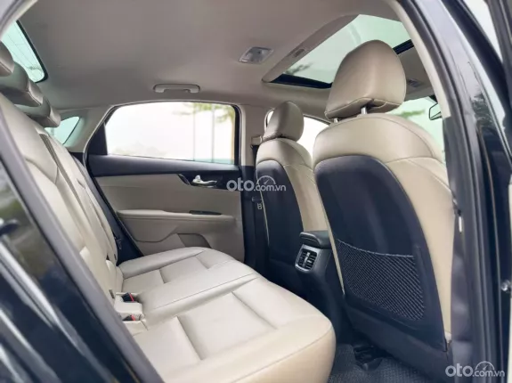 Kia Cerato 1.6 AT Luxury 2019 - Xe đẹp tại Hà Nội, giá tốt thương lượng