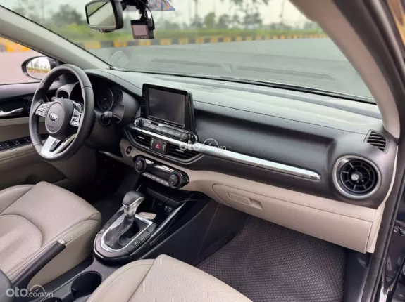 Kia Cerato 1.6 AT Luxury 2019 - Xe đẹp tại Hà Nội, giá tốt thương lượng