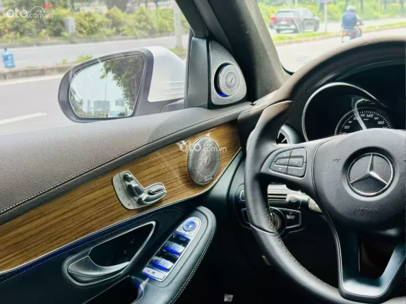 Mercedes-Benz GLC 250 4Matic 2017 - Xe đẹp giá tốt thương lượng