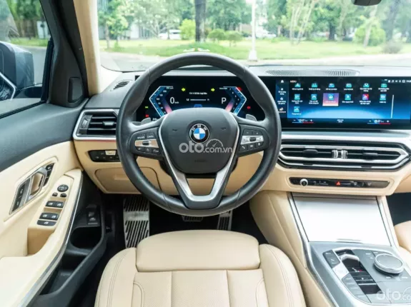 BMW 320i Sport Line 2023 - Xe cực lướt 3v1