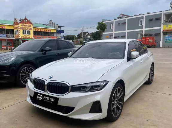 BMW 320i 2024 - BAO ĐẬU BANK 70-90% (Ib Zalo tư vấn trực tiếp 24/7)
