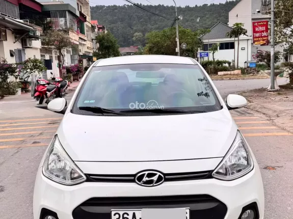 Hyundai Grand i10 Hatchback 1.2 AT 2015 - Xe đẹp zin máy 1.2 nhập ấn