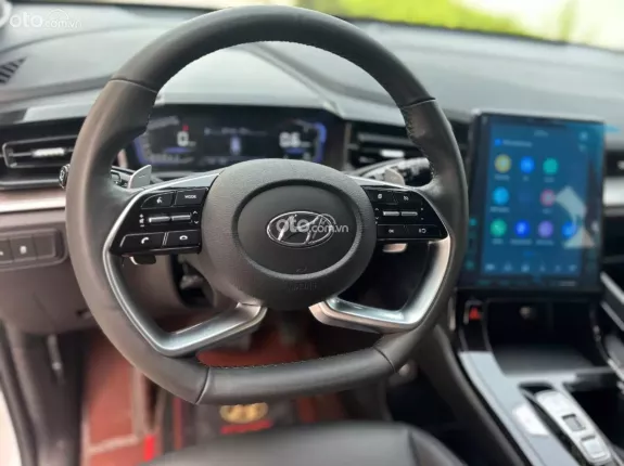 Hyundai Custin 1.5T-GDi Tiêu chuẩn 2023 - Xe chất, đẹp, giá tốt