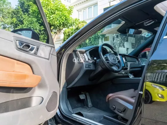 Volvo XC60 2022 - BAO ĐẬU BANK 70-90% (Ib Zalo tư vấn trực tiếp 24/7)