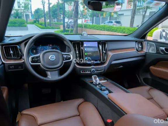 Volvo XC60 B6 AWD Inscription 2022 - Động cơ mới Hybrid - Bản Đủ