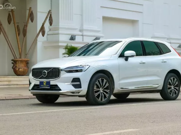 Volvo XC60 B6 AWD Inscription 2022 - Động cơ mới Hybrid - Bản Đủ