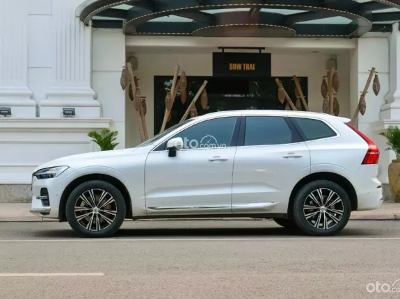 Volvo XC60 B6 AWD Inscription 2022 - Động cơ mới Hybrid - Bản Đủ