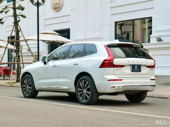 Volvo XC60 B6 AWD Inscription 2022 - Động cơ mới Hybrid - Bản Đủ