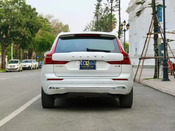 Volvo XC60 B6 AWD Inscription 2022 - Động cơ mới Hybrid - Bản Đủ