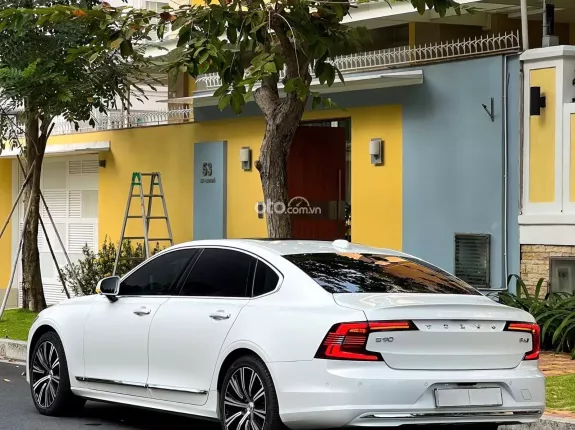 Volvo S90 Ultimate AWD 2025 - Tiết kiệm ngay 500tr, bank 70%