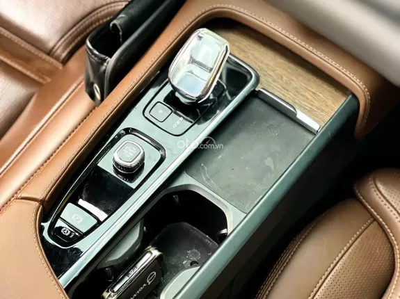 Volvo S90 Ultimate AWD 2025 - Tiết kiệm ngay 500tr, bank 70%