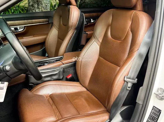 Volvo S90 Ultimate AWD 2025 - Tiết kiệm ngay 500tr, bank 70%