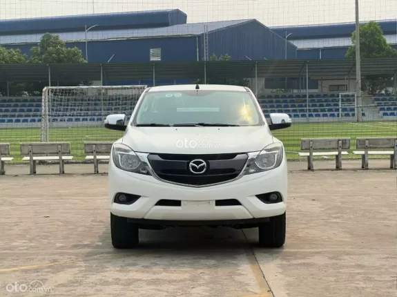 Mazda BT-50 Standard 4x4 2.2 MT 2016 - Mazda BT-50 Standard 4x4 2.2 MT 2016