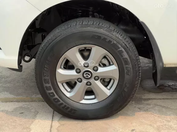Mazda BT-50 Standard 4x4 2.2 MT 2016 - Mazda BT-50 Standard 4x4 2.2 MT 2016