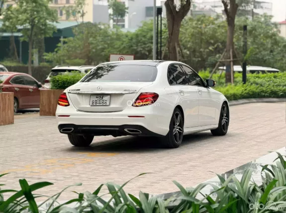 Mercedes-Benz E300 AMG 2020 - Xe gia đình cần bán