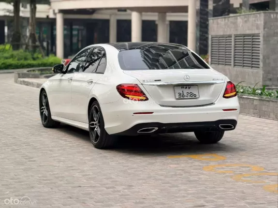 Mercedes-Benz E300 AMG 2020 - Xe gia đình cần bán
