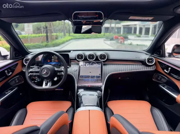 Mercedes-Benz C43 3.0 V6 2023 - Xe đẹp đăng ký tháng 3/2025