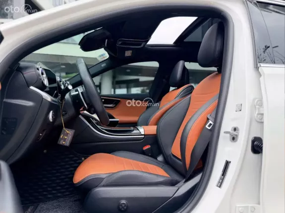 Mercedes-Benz C43 3.0 V6 2023 - Xe đẹp đăng ký tháng 3/2025
