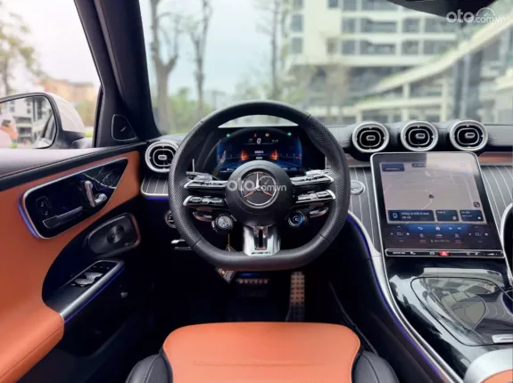 Mercedes-Benz C43 3.0 V6 2023 - Xe đẹp đăng ký tháng 3/2025