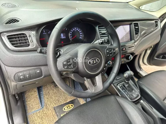 Kia Rondo 1.7 DAT 2016 - Đủ hồ sơ sang tên, giá cực tốt