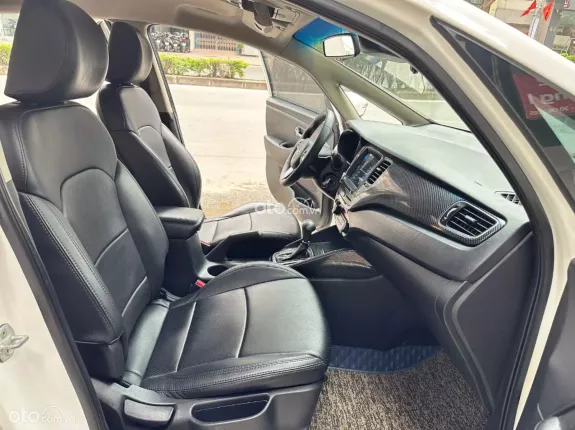 Kia Rondo 1.7 DAT 2016 - Đủ hồ sơ sang tên, giá cực tốt