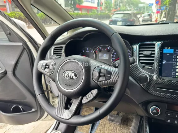 Kia Rondo 1.7 DAT 2016 - Đủ hồ sơ sang tên, giá cực tốt