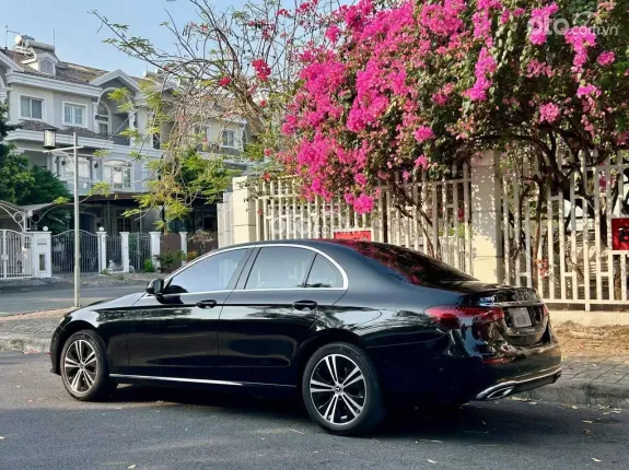 Mercedes-Benz E180 V1 2022 - Xe đẹp tại Hà Nội, giá tốt