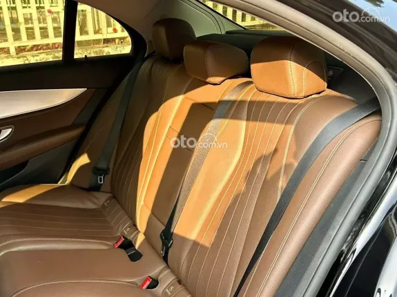 Mercedes-Benz E180 V1 2022 - Xe đẹp tại Hà Nội, giá tốt