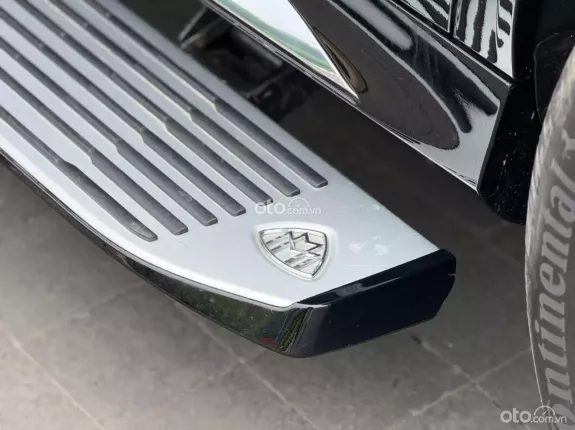 Maybach Quattro 2022 - Xe màu đen, nội thất nâu phối kem cực đẹp
