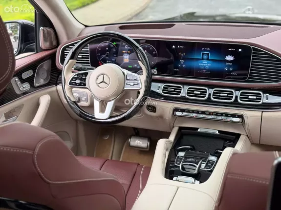 Maybach Quattro 2022 - Xe màu đen, nội thất nâu phối kem cực đẹp