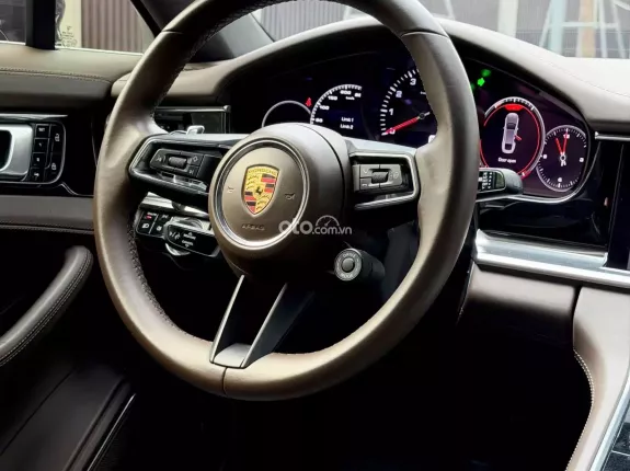 Porsche Panamera 4 Executive 2021 - Porsche Panamera 4Executive 2022
