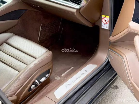Porsche Panamera 4 Executive 2021 - Porsche Panamera 4Executive 2022