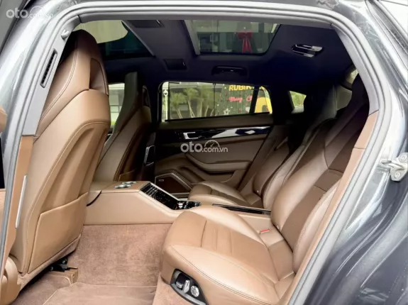 Porsche Panamera 4 Executive 2021 - Porsche Panamera 4Executive 2022