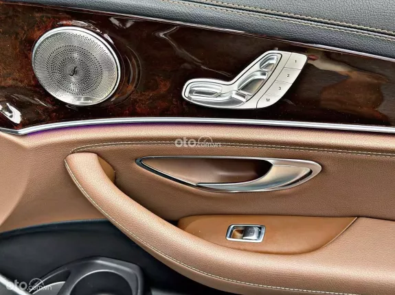 Mercedes-Benz E200 Exclusive V1 2022 - E200 Exclusiver 2022 V1