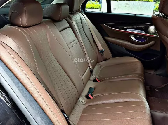 Mercedes-Benz E200 Exclusive V1 2022 - E200 Exclusiver 2022 V1