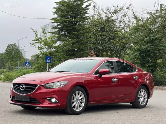 Mazda 6 2.0 AT 2015 - Xe chạy 10 vạn km, nội thất đẹp như mới