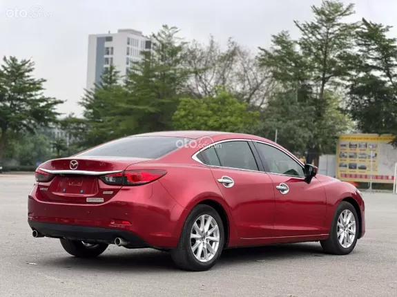 Mazda 6 2.0 AT 2015 - Xe chạy 10 vạn km, nội thất đẹp như mới