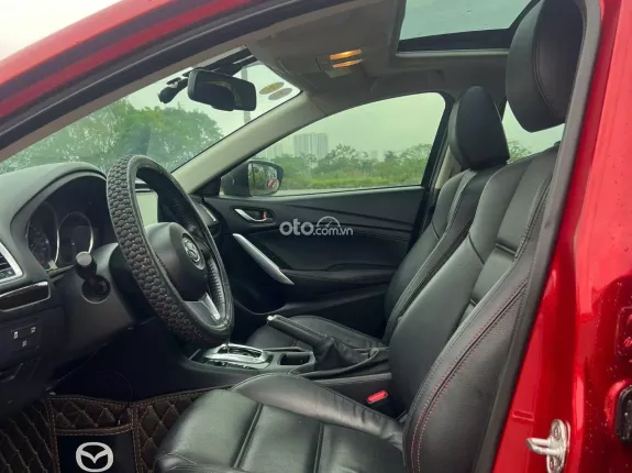 Mazda 6 2.0 AT 2015 - Xe chạy 10 vạn km, nội thất đẹp như mới