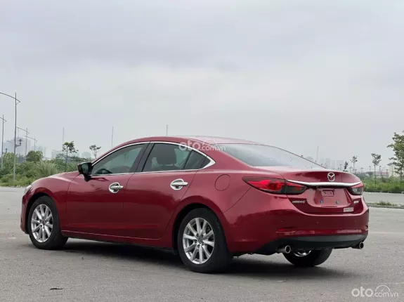 Mazda 6 2.0 AT 2015 - Xe chạy 10 vạn km, nội thất đẹp như mới