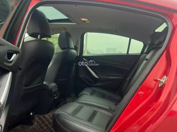 Mazda 6 2.0 AT 2015 - Xe chạy 10 vạn km, nội thất đẹp như mới