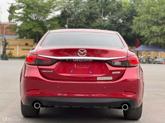 Mazda 6 2.0 AT 2015 - Xe chạy 10 vạn km, nội thất đẹp như mới